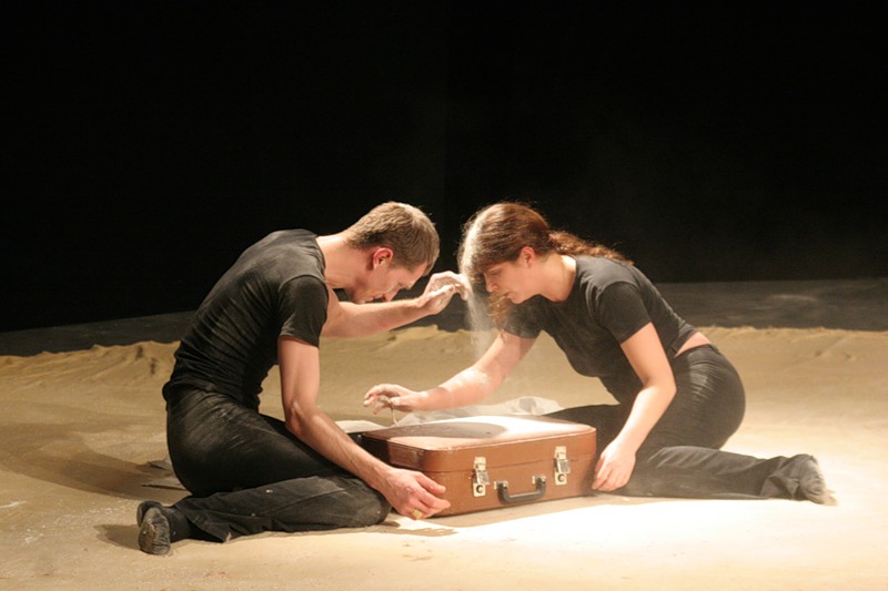 Спектакль «Palimpseston, или Одно вращение спектакля вокруг своей оси» в театре СамАрт, Самара