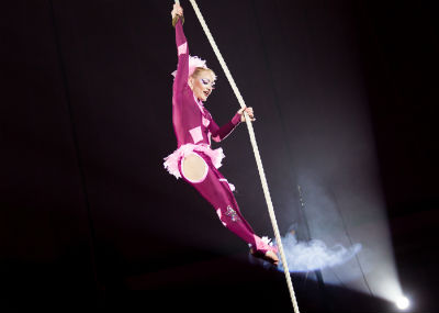 Воздушная гимнастка